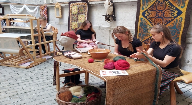 Macaristan’da Orta Asya Halk Sanatları sergisi açıldı
