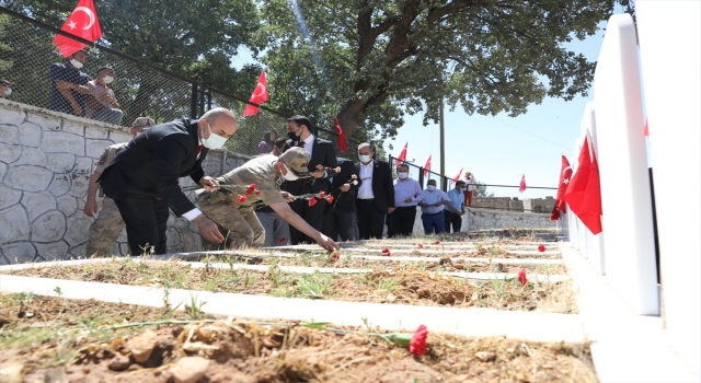 Pınarcık’ta 34 yıl önce PKK’lı teröristlerce katledilen 30 kişi anıldı 