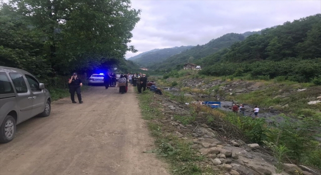 Samsun’da tarım aracı dereye devrildi: 1 ölü, 1 yaralı