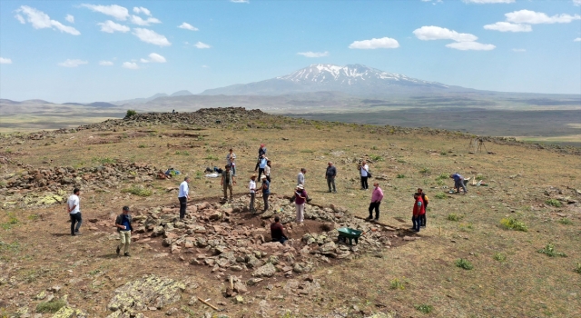 Muş’ta Malazgirt Savaşı alanının tespiti için kazı çalışmaları devam ediyor