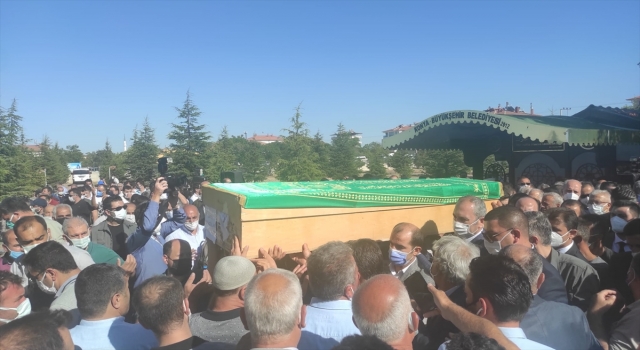 Konya’da silahlı saldırıda öldürülen 7 kişinin cenazesi toprağa verildi