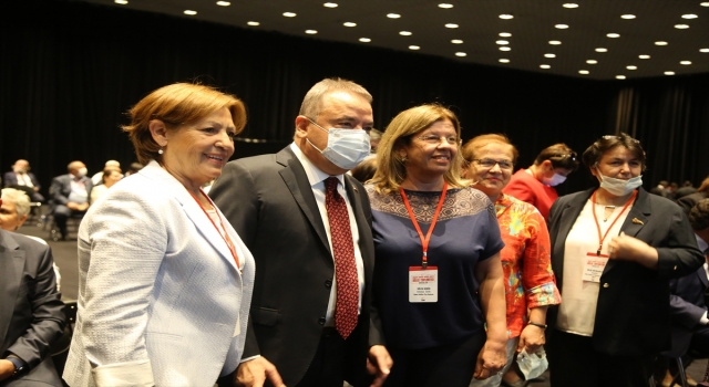 CHP Genel Başkan Yardımcısı Salıcı, partisinin Antalya bölge toplantısında konuştu: