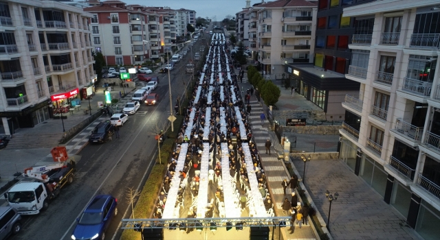 Tekirdağ’da yaklaşık 2 bin kişi birlikte iftar yaptı