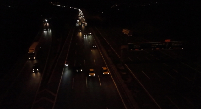 Kuzey Marmara Otoyolu’nda bayram dönüşü trafik yoğunluğu