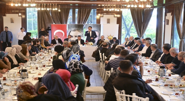 Bakan Kurum, AK Parti Şile ilçe teşkilatı ile buluştu: