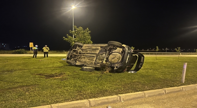 Bilecik’te devrilen otomobilin sürücüsü yaralandı