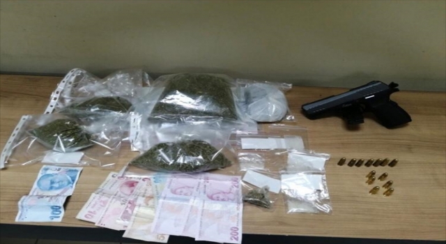 Kocaeli’de uyuşturucu operasyonunda yakalanan 2 zanlı tutuklandı