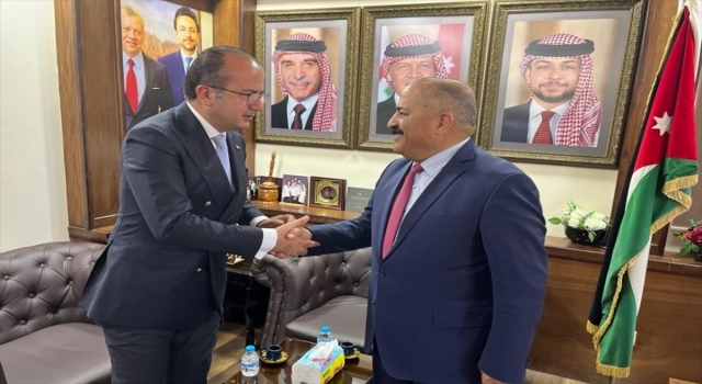 Türkiye’nin Amman Büyükelçisi Erdem Ozan, İrbid’de işbirliği imkanlarını inceledi