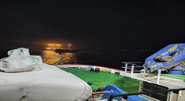 Çanakkale Boğazı’nda arızalanan gemi demirletildi