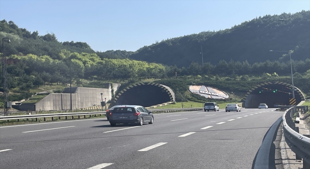 Kurban Bayramı tatilinde Bolu Dağı Tüneli’nden 1 milyondan fazla araç geçti