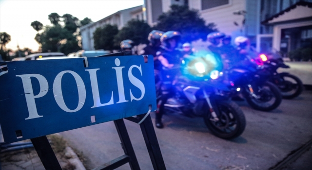GÜNCELLEME Mersin’de uyuşturucu satıcılarına şafak baskınında 16 şüpheli yakalandı