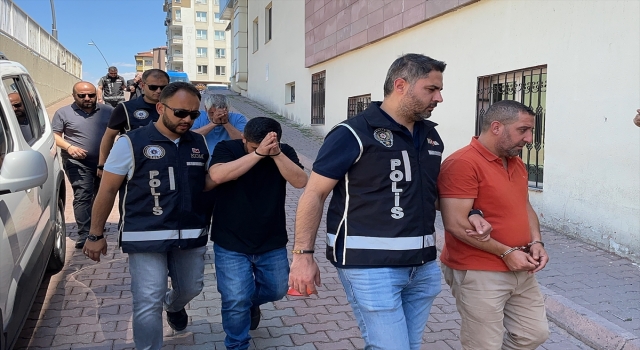 Kayseri’de tefeci operasyonunda 7 şüpheli yakalandı