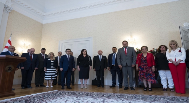 Türkiye’nin Londra Büyükelçiliğinde ”Kıbrıs Barış Harekatı’nın 49. yıl dönümü” kutlandı