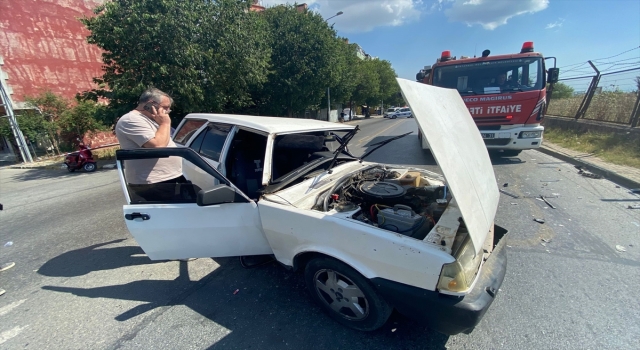 Tuzla’da 2 otomobilin çarpıştığı kazada 1 kişi yaralandı