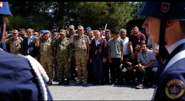 Şehit güvenlik korucusu İbrahim Yıldırım Şırnak’ta son yolculuğuna uğurlandı 