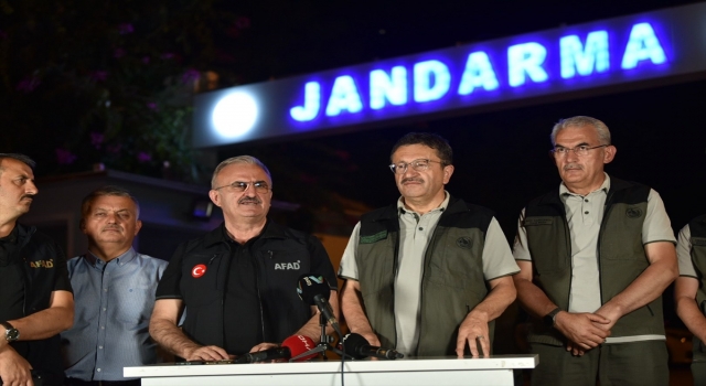 GÜNCELLEME 4 Antalya’nın Kemer ilçesinde orman yangını çıktı