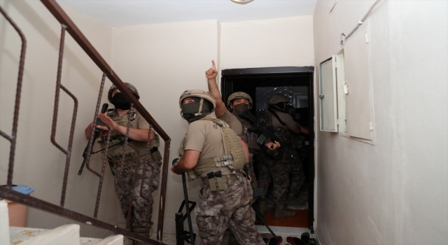 Mersin’de tefecilik operasyonunda 4 zanlı yakalandı