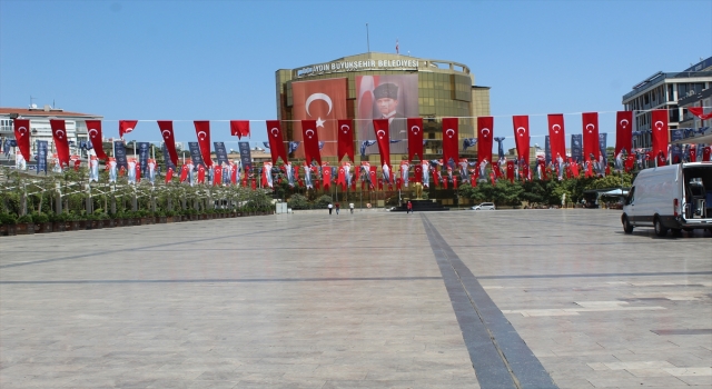 İzmir’de termometreler son 85 yıldaki en yüksek sıcaklığı gösterdi