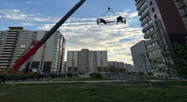 Kazakistan’da 16 katlı apartmanda çıkan yangında 1 kişi öldü