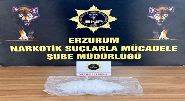 Erzurum’da sırt çantasına gizlenmiş 506 gram metamfetamin ele geçirildi