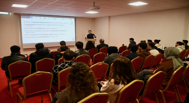Kocaeli’de ”Kutup Araştırmaları ve Kutuptaki Haritacılar” konferansı düzenlendi