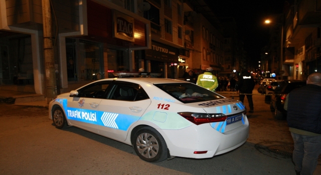 Bursa’da ”sattığı altınları emanette tutarak” kar payı dolandırıcılığı yaptığı iddia edilen kuyumcu aranıyor