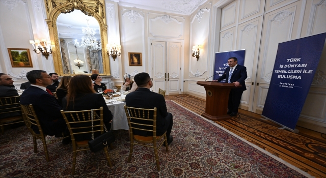 Cumhurbaşkanı Yardımcısı Yılmaz, Londra’da Türk toplum ve iş dünyası temsilcileriyle buluştu