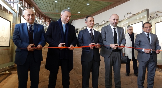 ”Taşlardaki Nakışlarla İstanbul” sergisi İTO Yeni Camii Hünkar Kasrı’nda açıldı