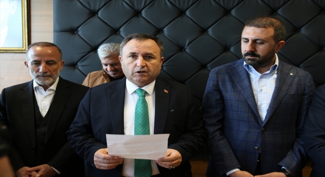 CHP Bitlis Belediye Başkan adayı Soyugüzel, AK Parti’ye katıldı