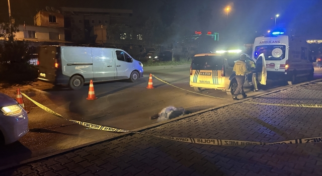Adana’da motosikletin çarptığı yaya öldü