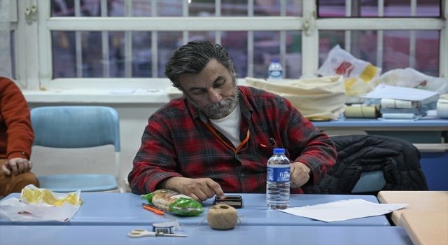 Yerel seçimlerde oy sayım işlemi iftarda aralıksız sürdü