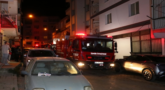 İzmir’de apartman dairesinde çıkan yangında bir kişi öldü, 3 kişi dumandan etkilendi