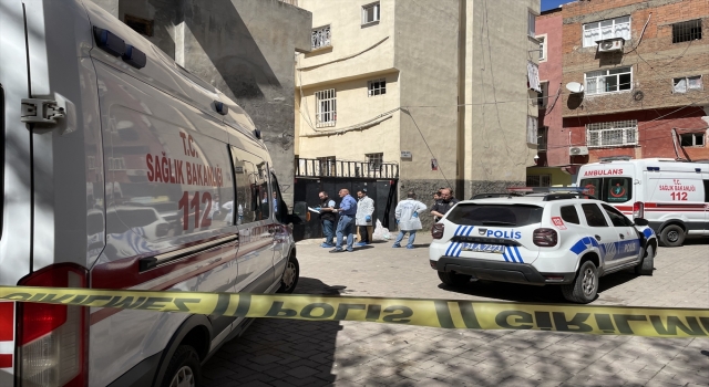 Diyarbakır’da eve düzenlenen silahlı saldırıda 1’i kadın 2 kişi öldü