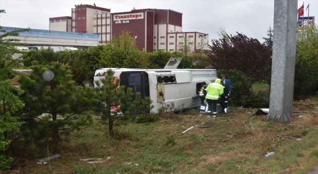 Afyonkarahisar’da devrilen midibüsteki 5 kişi yaralandı