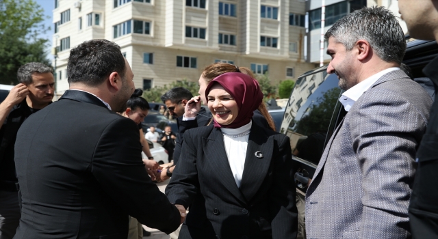 Bakan Göktaş, Şırnak’ta devlet korumasında yetişen il müdürünün düğününe katıldı: