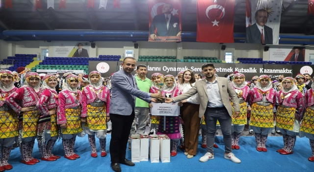 Okullararası Halk Oyunları Yıldızlar Türkiye Şampiyonası Kütahya’da sona erdi