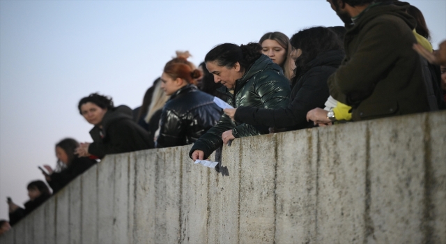 Edirne’de dilekler Tunca Nehri’ne bırakıldı