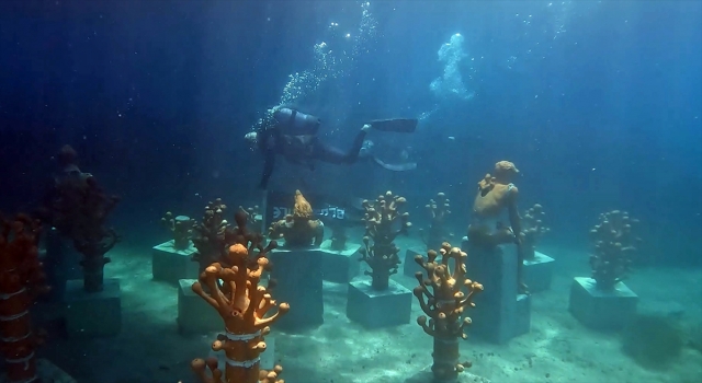 Bodrum’da Blue Exile Art Project Sualtı Parkı açıldı