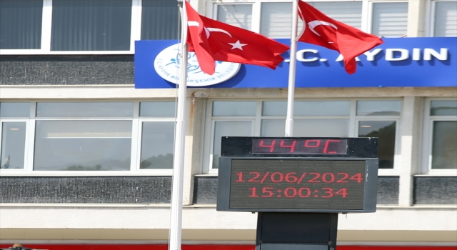 Ege’de rekor seviyeye ulaşan sıcaklık hayatı olumsuz etkiliyor