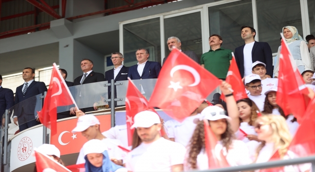 Gençlik ve Spor Bakanı Bak, GSB Spor Okulları’nın açılışına katıldı