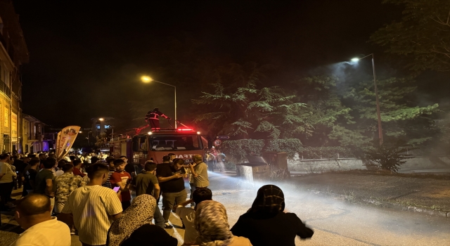 Çankırı’da çıkan yangında 3 ev zarar gördü