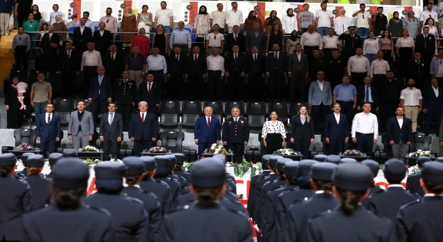 Aksaray’da eğitimini tamamlayan 280 polis adayı mezun oldu