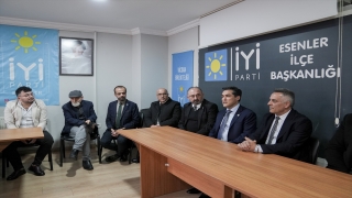 İYİ Parti İBB Başkan adayı Kavuncu, seçim çalışmalarını Esenler ve Kadıköy’de sürdürdü