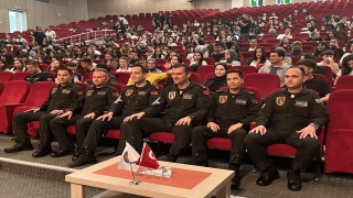 SOLOTÜRK pilotları Çanakkale’de üniversiteli gençlerle buluştu
