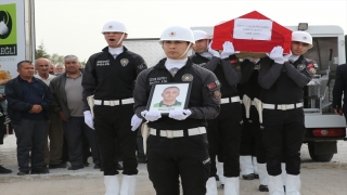 Trafik kazasında şehit olan polis memuru Emrah Büke Konya’da toprağa verildi