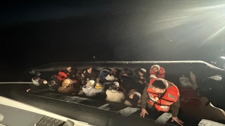 İzmir’de 24 düzensiz göçmen yakalandı