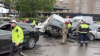 Beşiktaş’ta 7 aracın karıştığı zincirleme kaza meydana geldi