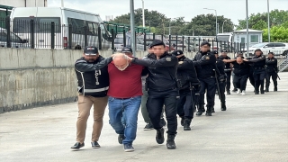 Bursa merkezli ”Mahzen32” operasyonlarında yakalanan 27 zanlı adliyede