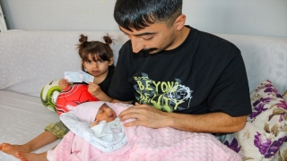 Diyarbakırlı çift yeni doğan kızlarına milli voleybolcu ”Vargas”ın ismini verdi 