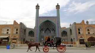 İran’da mimari ihtişamın ve kültürel zenginliğin sembolü: Mescidi Şah Camisi